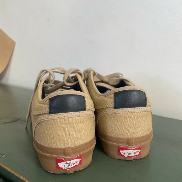 Vans Off The Wall Mens Size 8.5 Skateboarding Shoe beige Canvas Lace Up - Picture 2 of 7